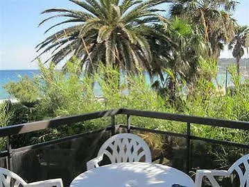 22 2* Saint-Raphael (Var)
